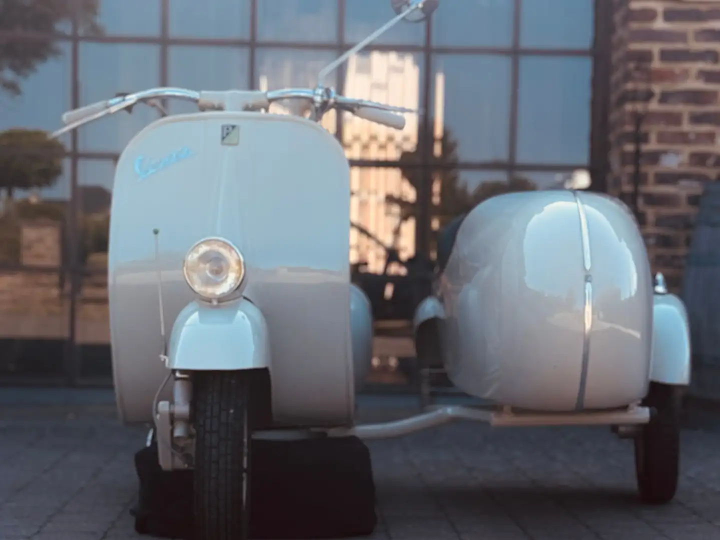Vespa Faro basso met sidecar Beige - 1