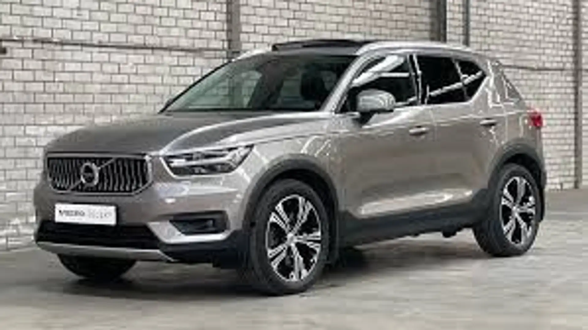 Volvo XC40 XC40 T4 PHEV Inscription-Pano dak-1e Eig- Garantie Beige - 1