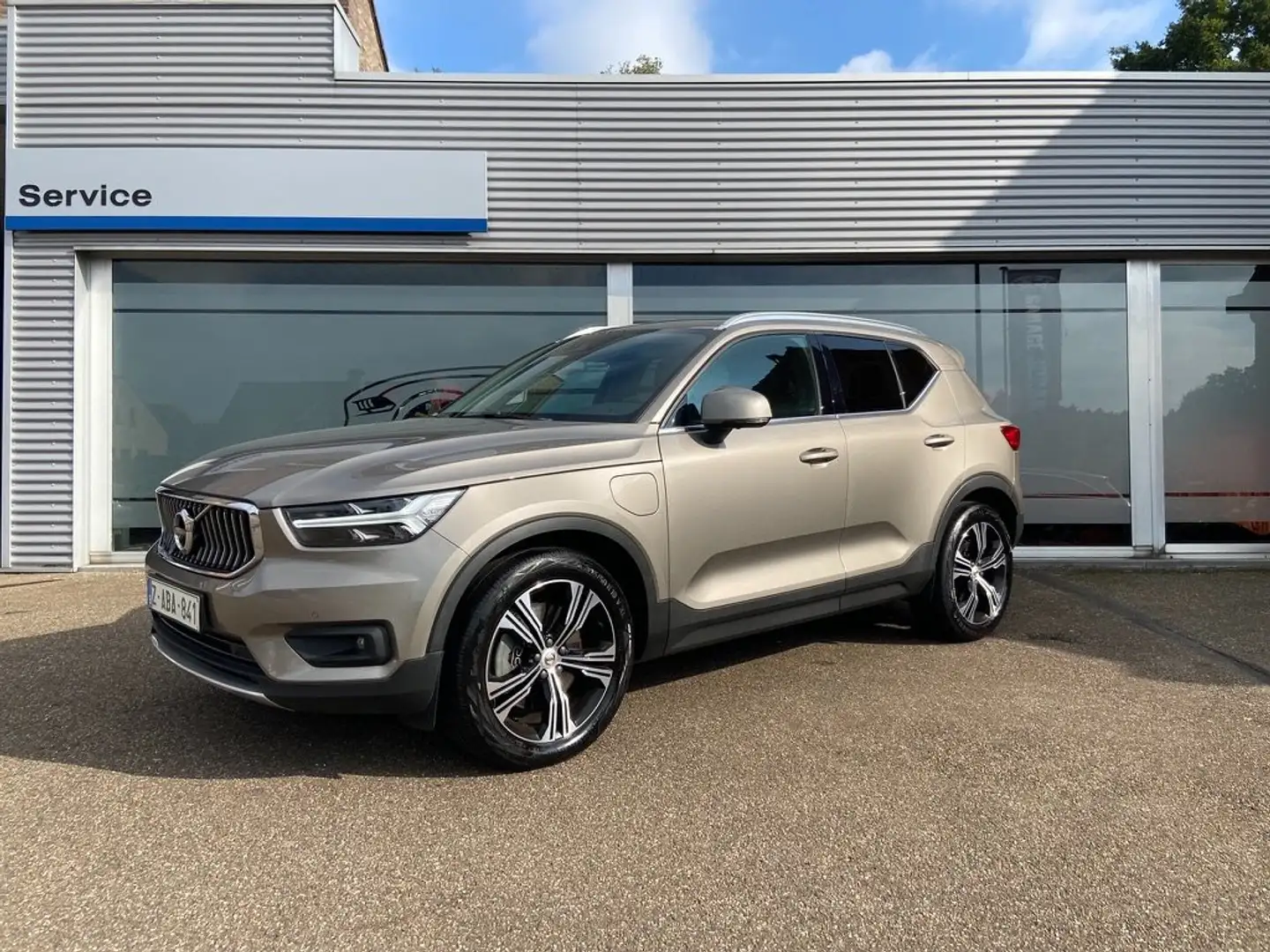Volvo XC40 XC40 T4 PHEV Inscription-Pano dak-1e Eig- Garantie Beige - 2