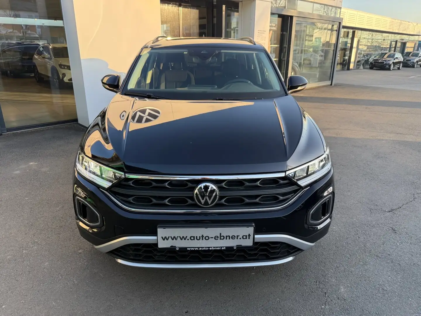 Volkswagen T-Roc Friends TSI Schwarz - 2