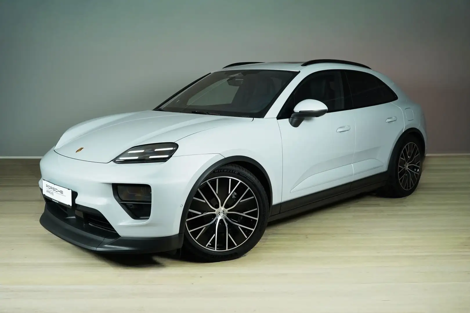 Porsche Macan 4 Grau - 1