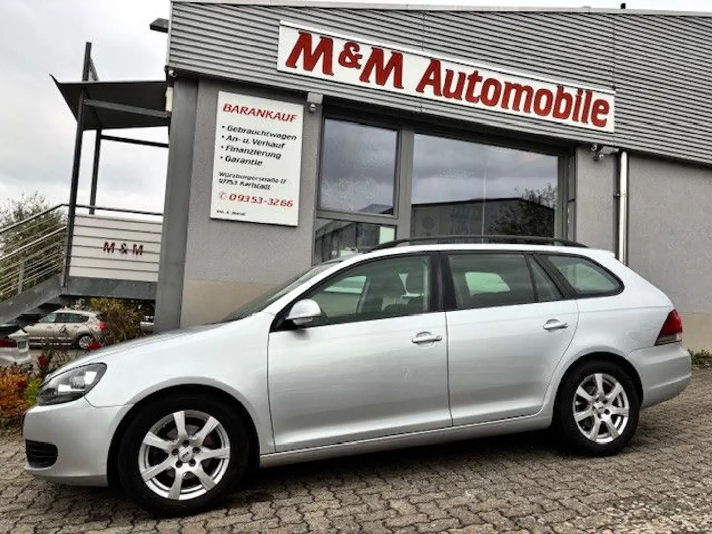 Volkswagen Golf 1.6 TDI Variant Trendline BMT *AHK+Klima* Silber - 1