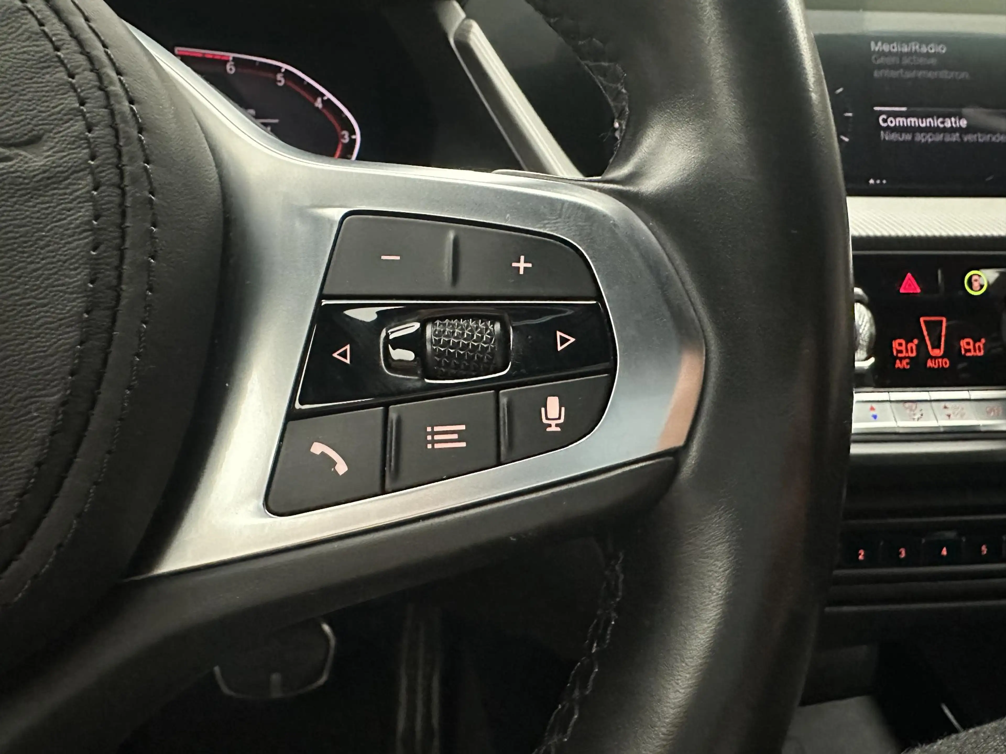 BMW 118 1-serie 118i Executive Edition M-pakket| Virtual — photo 13