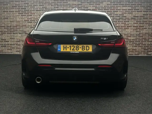BMW 1 Series view 7