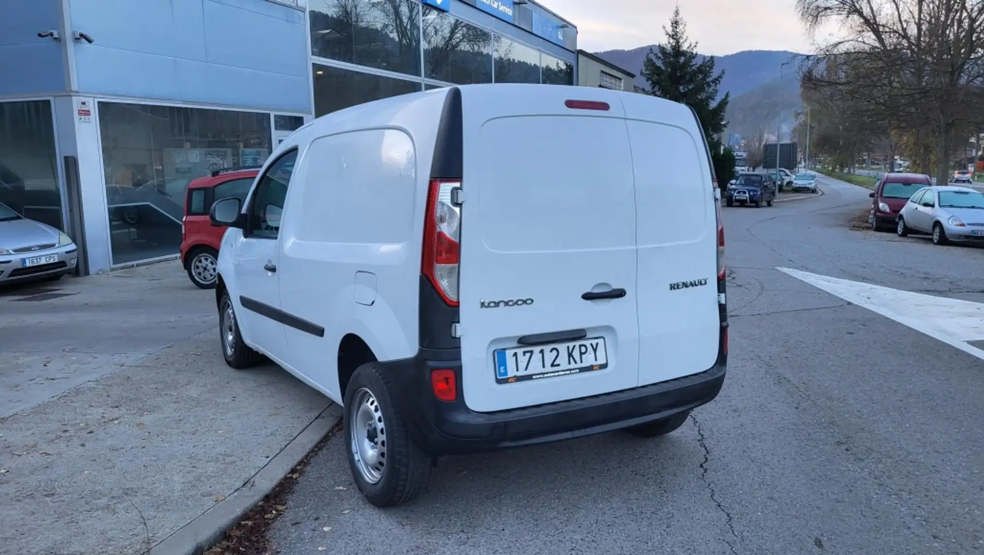 Renault Kangoo Fg. 1.5dCi Profesional 66kW Weiß - 2