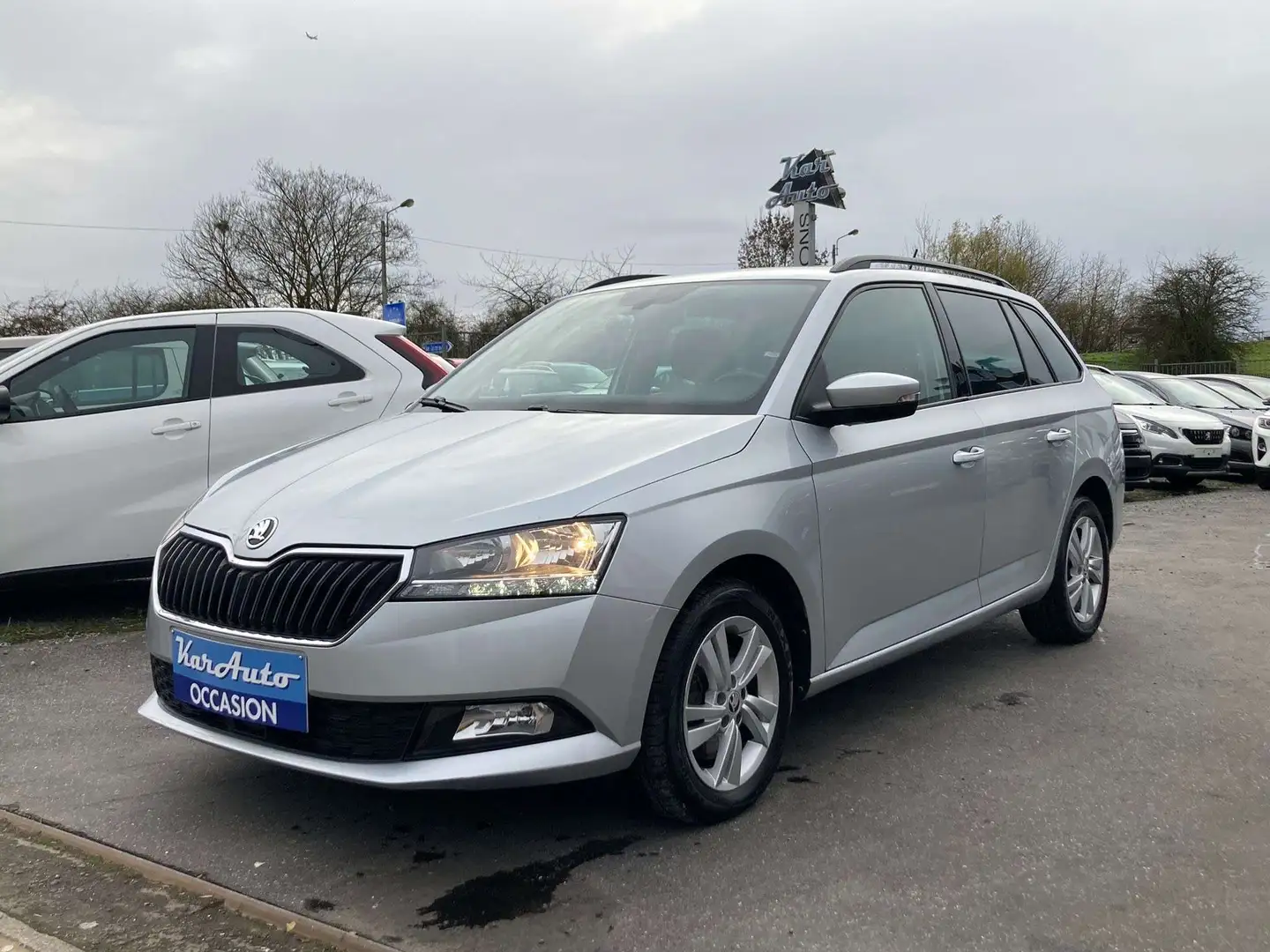 Skoda Fabia Fabia SW 1.0 TSI DSG*GPS*CLIM* Argent - 2
