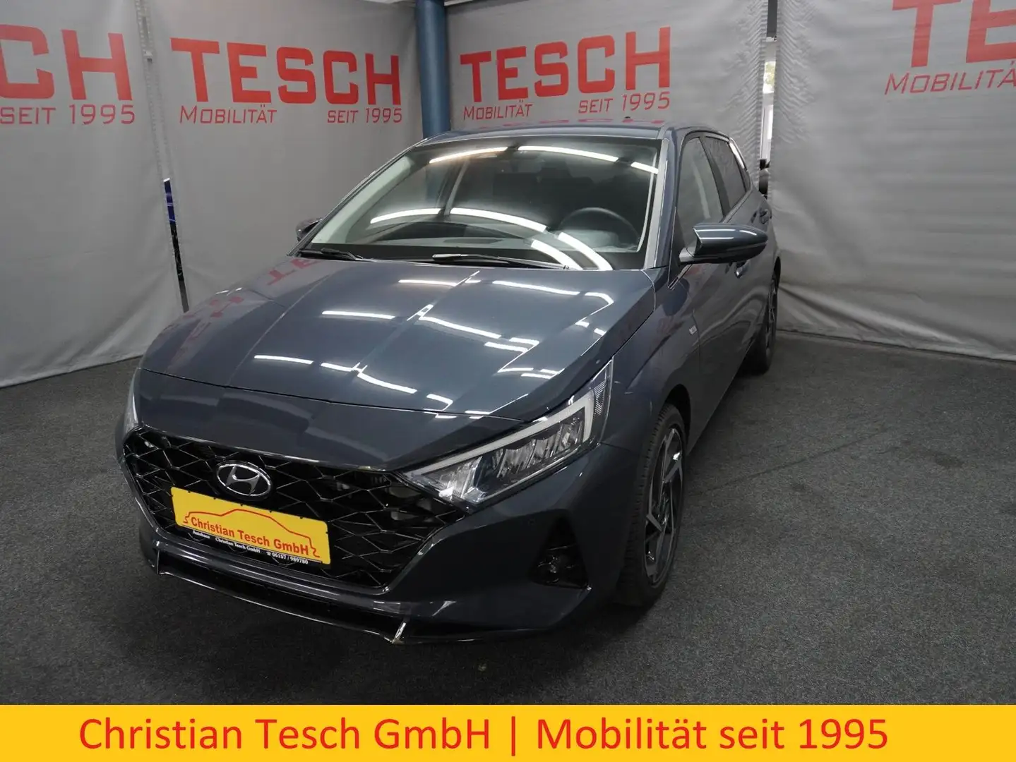 Hyundai i20 1.0 T-GDI Mild-Hybrid |BOSE| SITZHZG | 1HAND Grau - 1