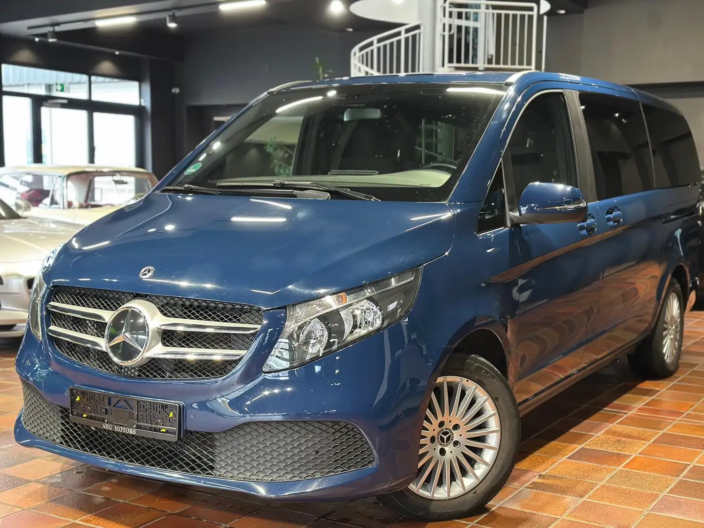 Mercedes-Benz V 220 LANG 2xSTÜR 7SITZE LIEGE-PAKET TISCH-PAKET BETT KA Blau - 2
