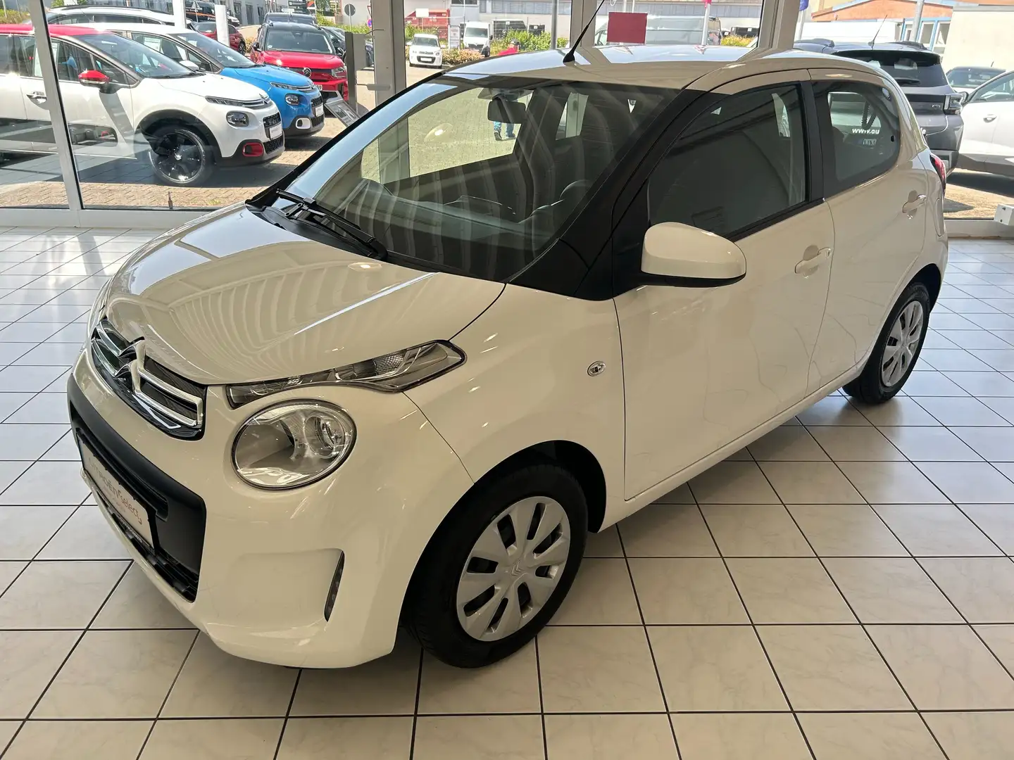 Citroen C1 5-Türer VTi 72 S&S Feel Bílá - 1