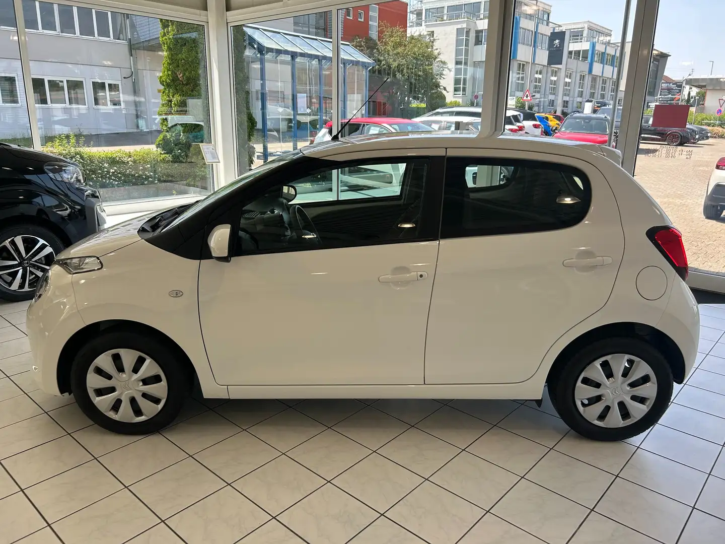 Citroen C1 5-Türer VTi 72 S&S Feel Bílá - 2