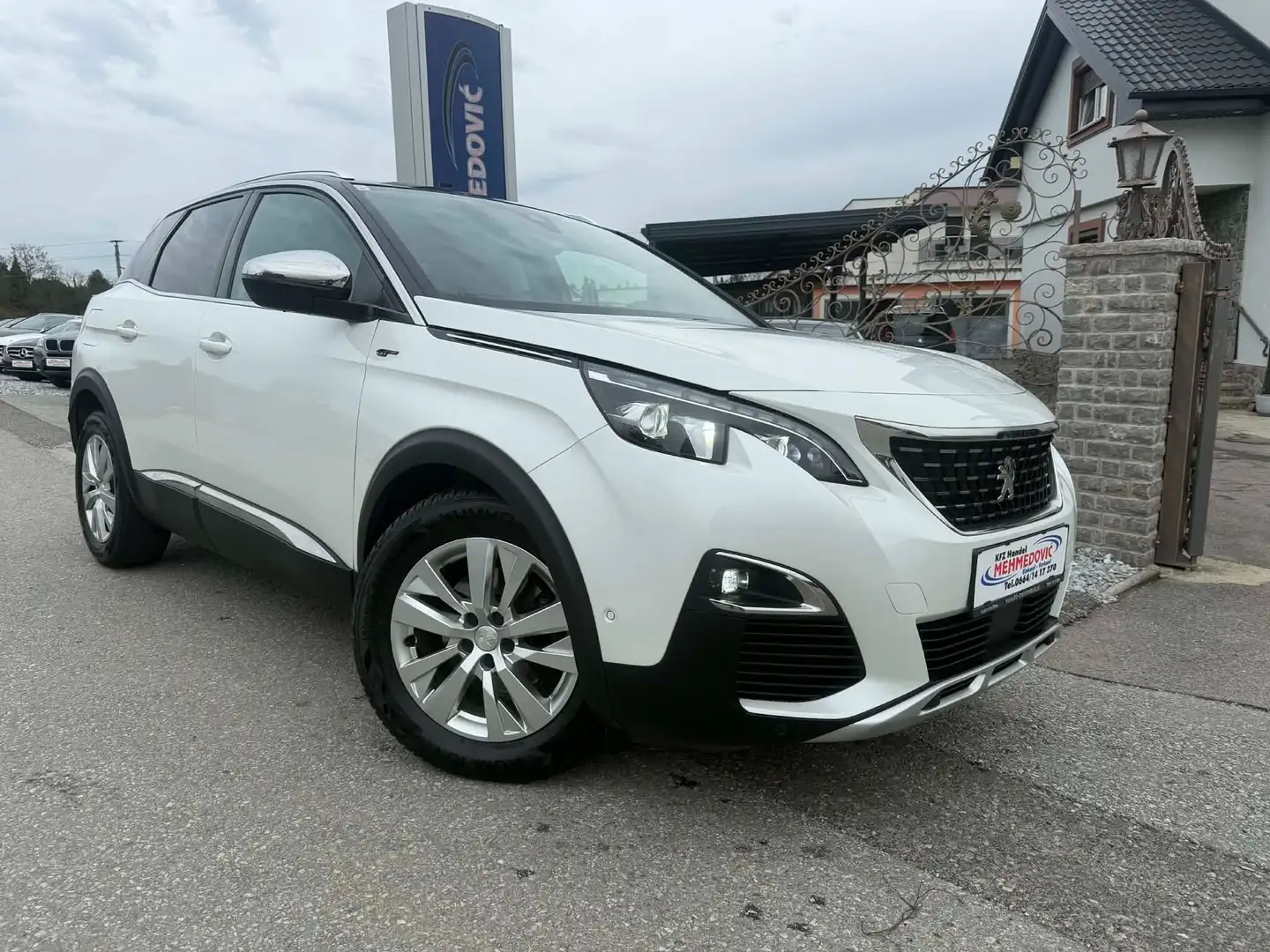 Peugeot 3008 GT Weiß - 2