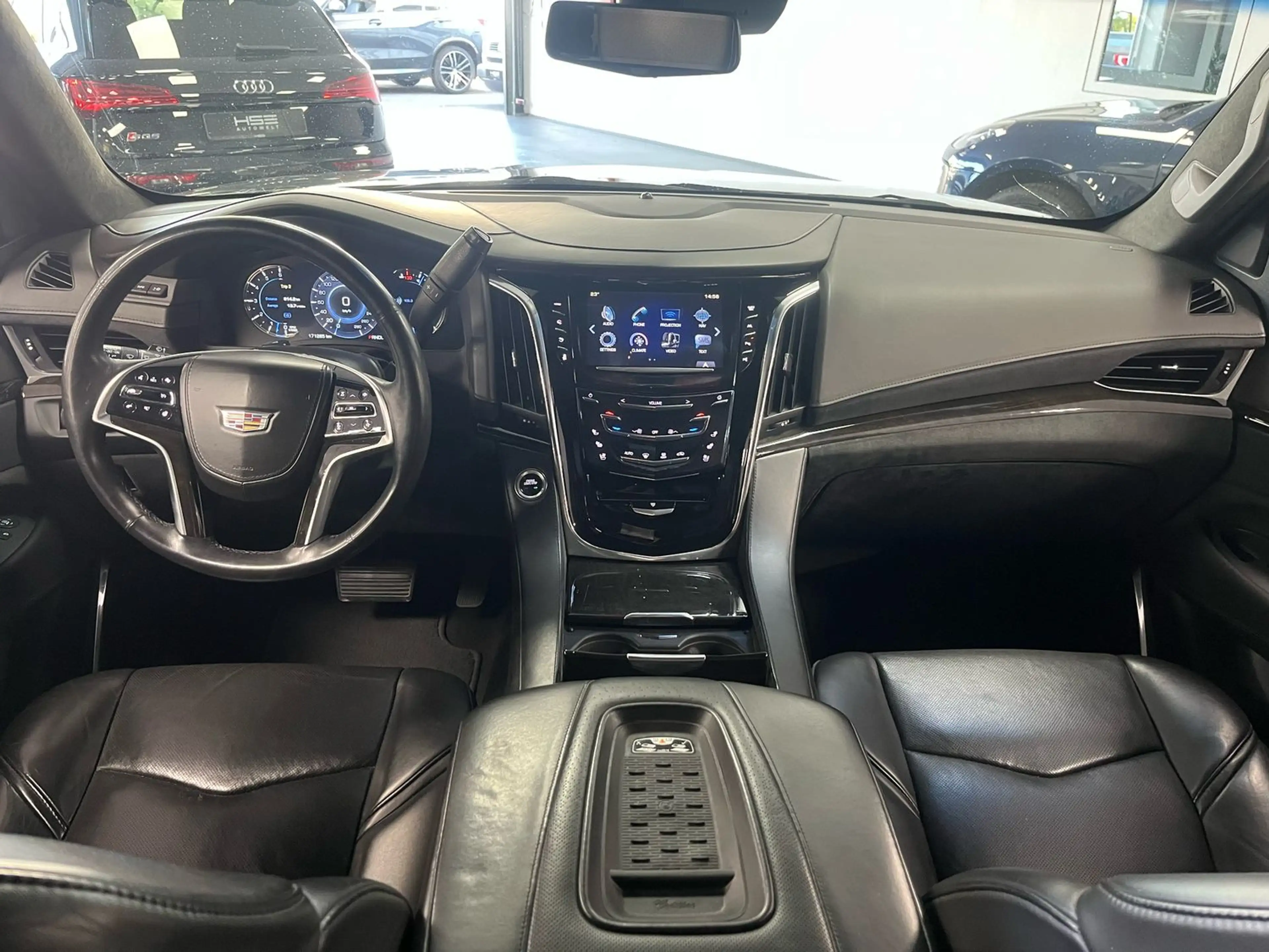 Cadillac Escalade Platinum 6,2l V8/ Bose/HUD/EU/6-Sitzer/Kamera — photo 15