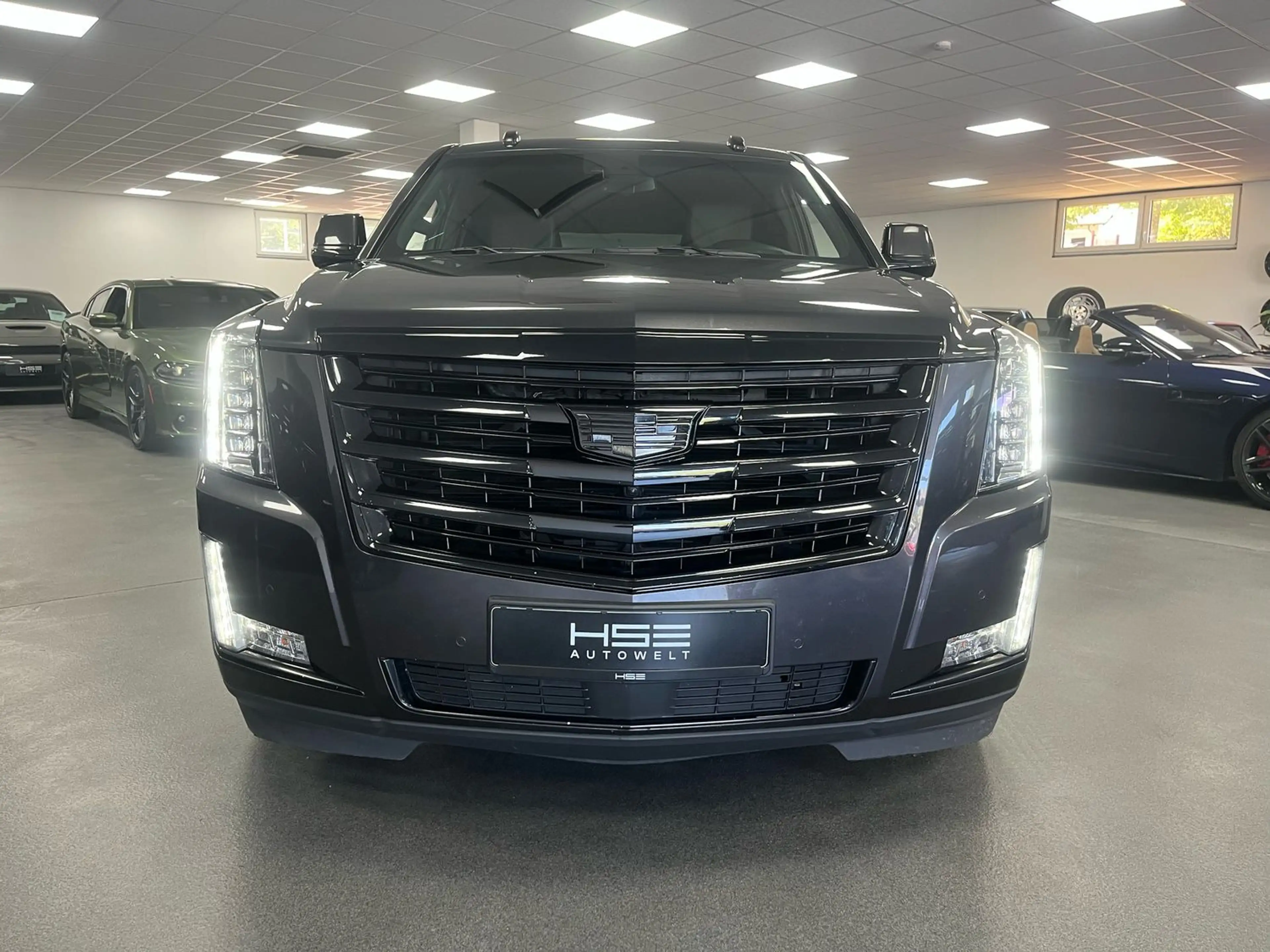 Cadillac Escalade Platinum 6,2l V8/ Bose/HUD/EU/6-Sitzer/Kamera — photo 4