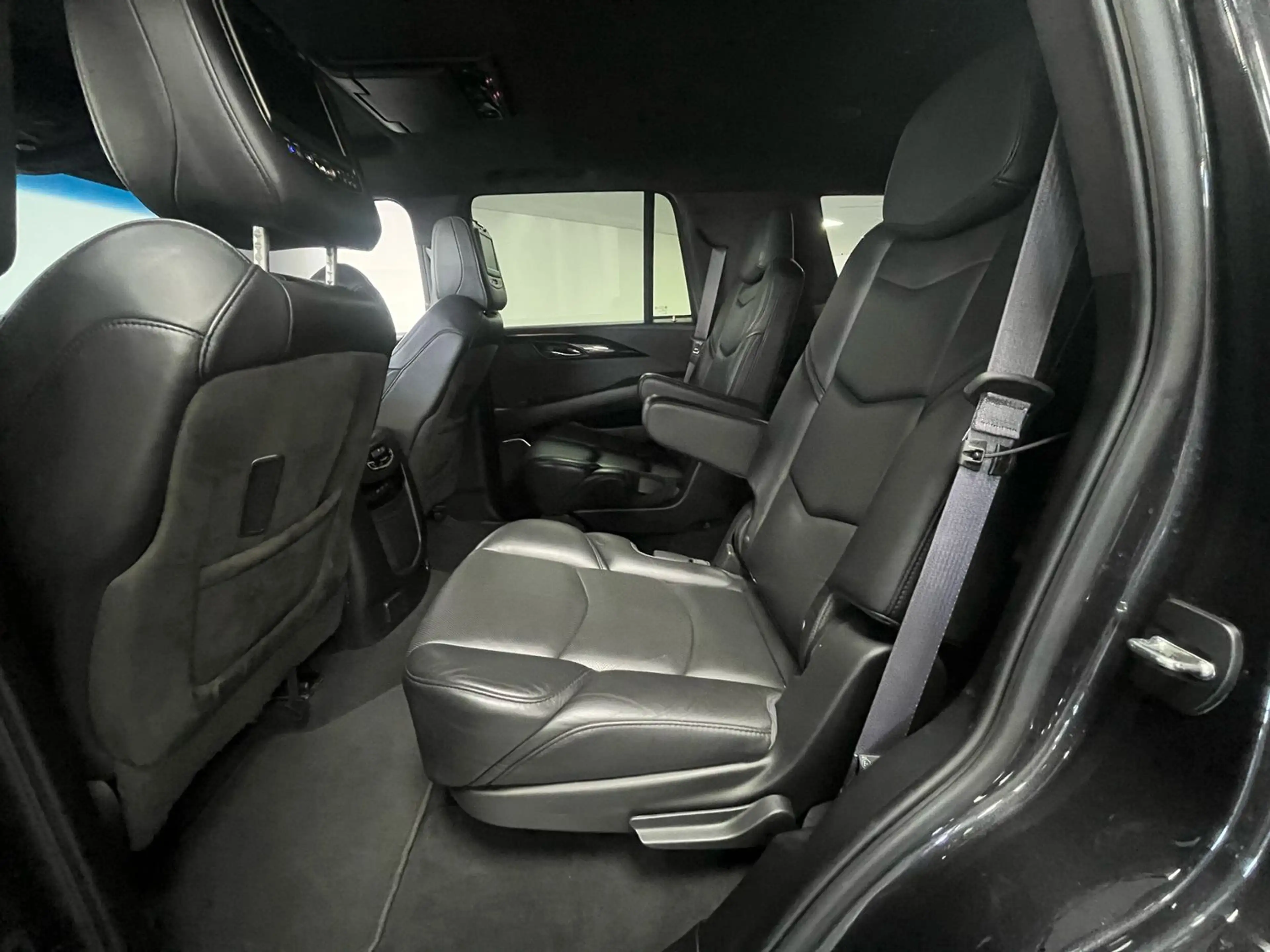 Cadillac Escalade Platinum 6,2l V8/ Bose/HUD/EU/6-Sitzer/Kamera — photo 13
