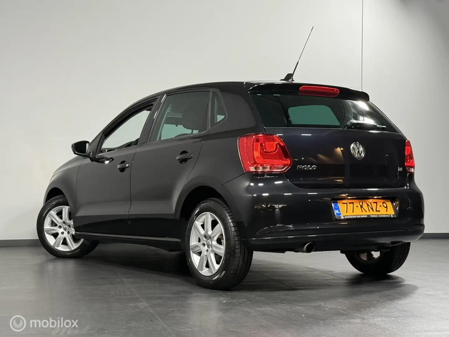 Volkswagen Polo 1.4-16V | CRUISE | AIRCO | NAVI Zwart - 2