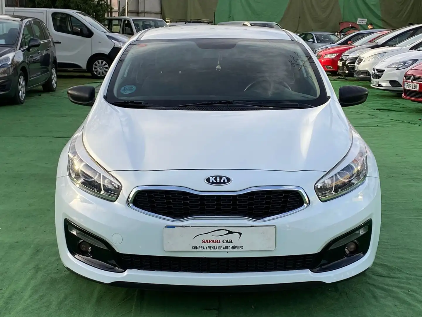 Kia Ceed / cee'd 1.4 CVVT Tech Blanc - 2