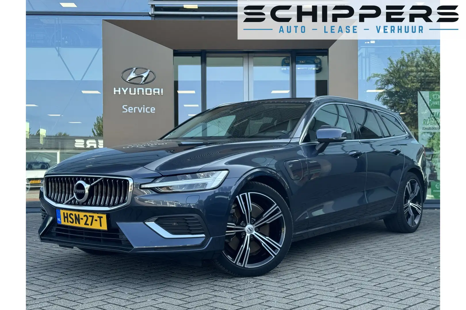 Volvo V60 2.0 T6 Plug-in hybrid AWD Inscription | Trekhaak Blauw - 1