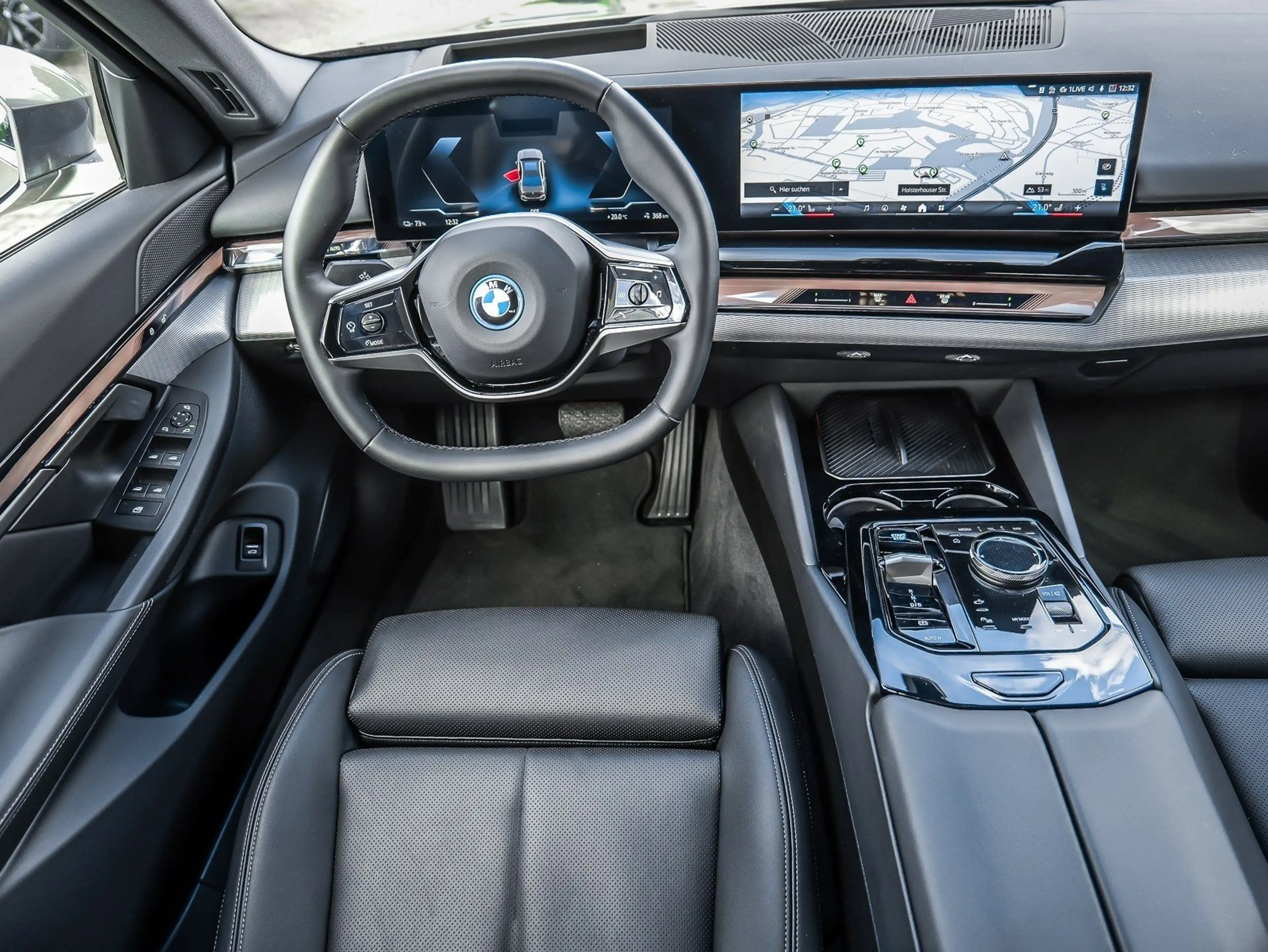 BMW i5 eDrive40 Limousine AHK DA Prof. LED PA+ LED DAB — photo 19