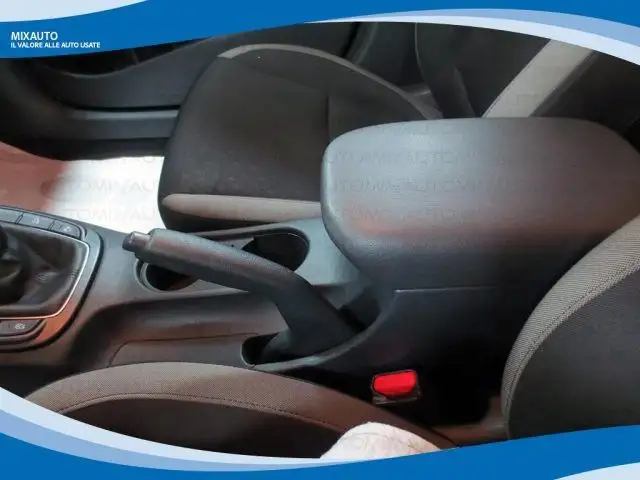 Hyundai Kona view 9