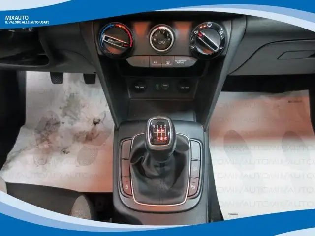 Hyundai Kona view 7