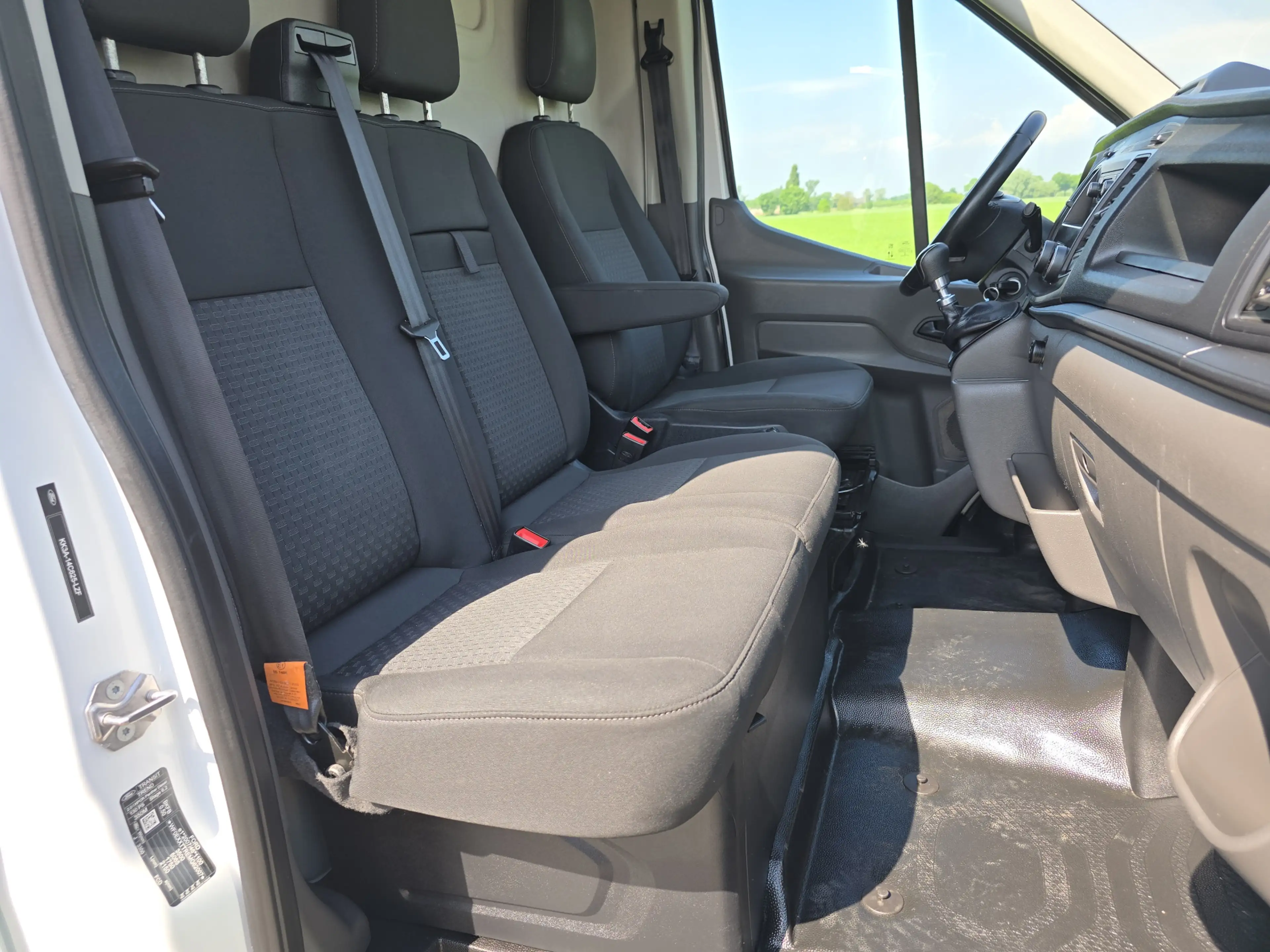Ford Transit 350 2.0 TDCI L2 H2 - 130 Pk - Euro 6 - Airco - Cru — photo 13