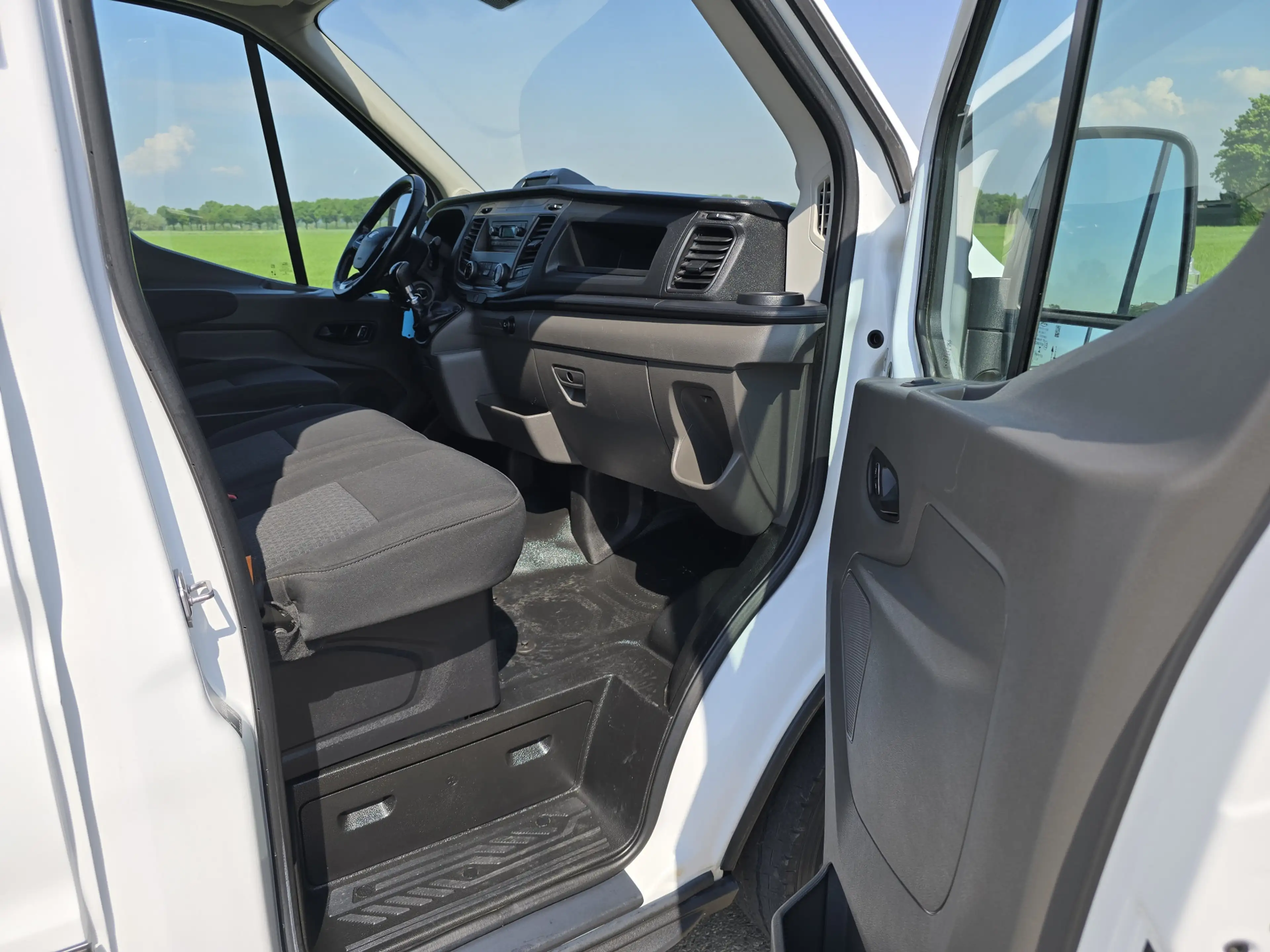 Ford Transit 350 2.0 TDCI L2 H2 - 130 Pk - Euro 6 - Airco - Cru — photo 12