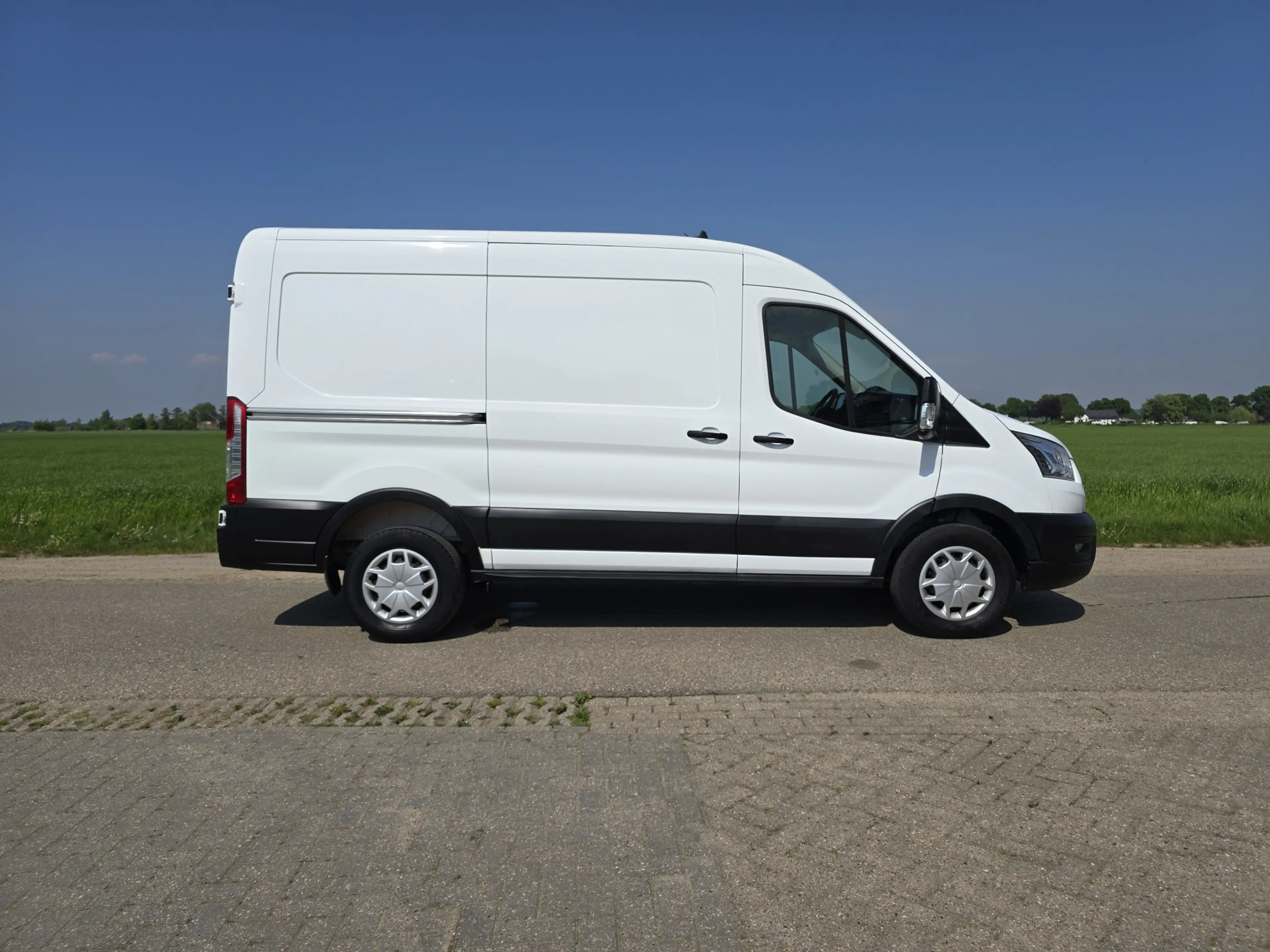 Ford Transit 350 2.0 TDCI L2 H2 - 130 Pk - Euro 6 - Airco - Cru — photo 8