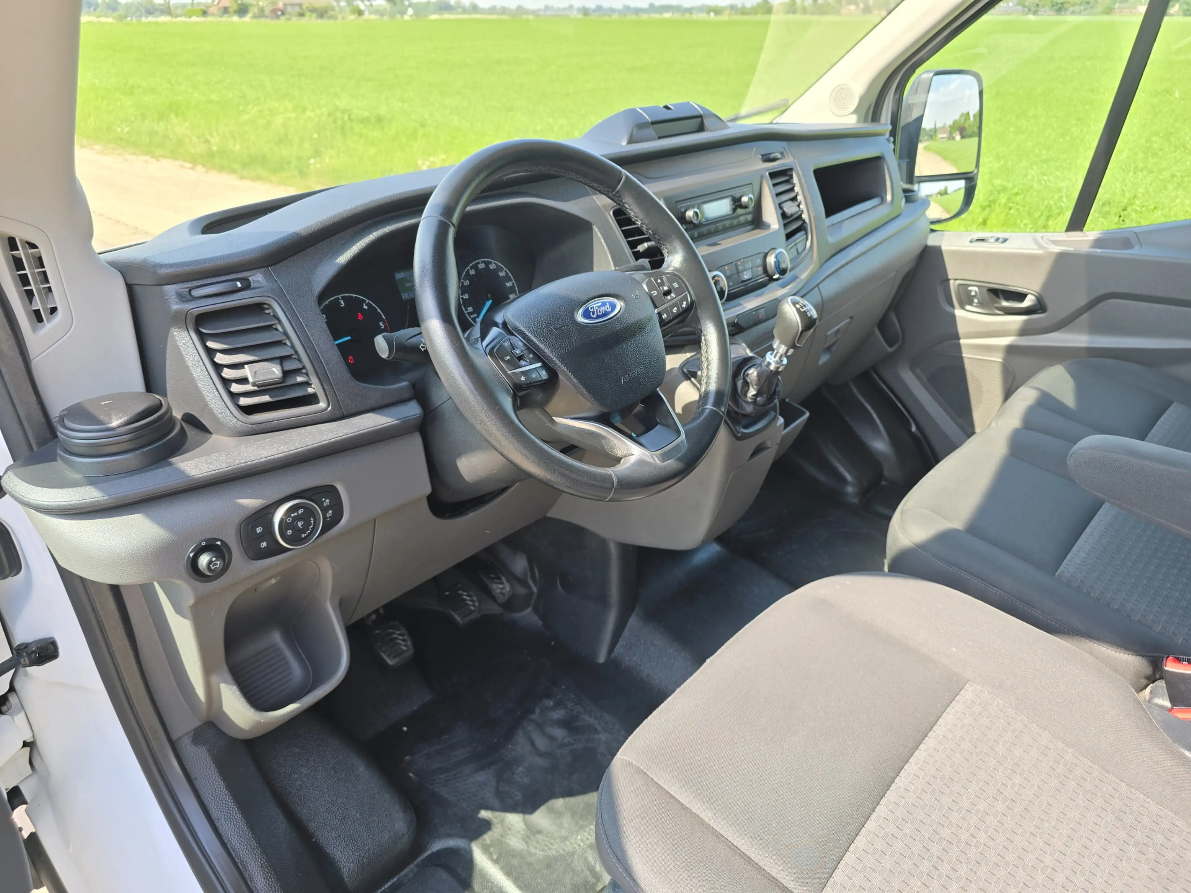 Ford Transit 350 2.0 TDCI L2 H2 - 130 Pk - Euro 6 - Airco - Cru — photo 23