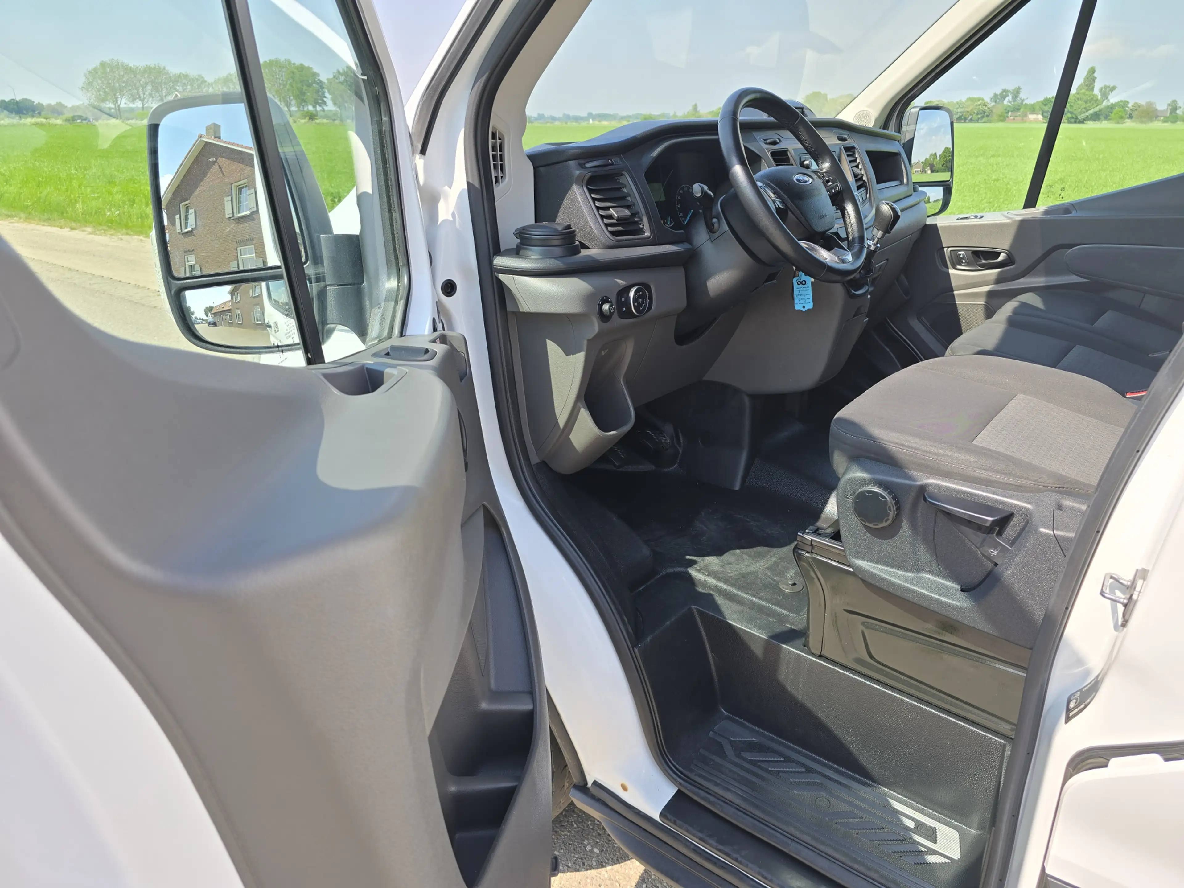 Ford Transit 350 2.0 TDCI L2 H2 - 130 Pk - Euro 6 - Airco - Cru — photo 20