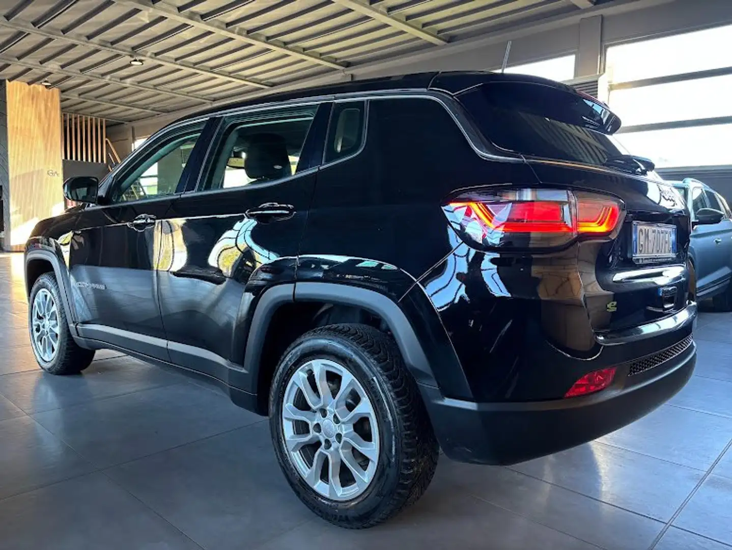 Jeep Compass 1.5 turbo t4 mhev 2wd 130cv Schwarz - 2