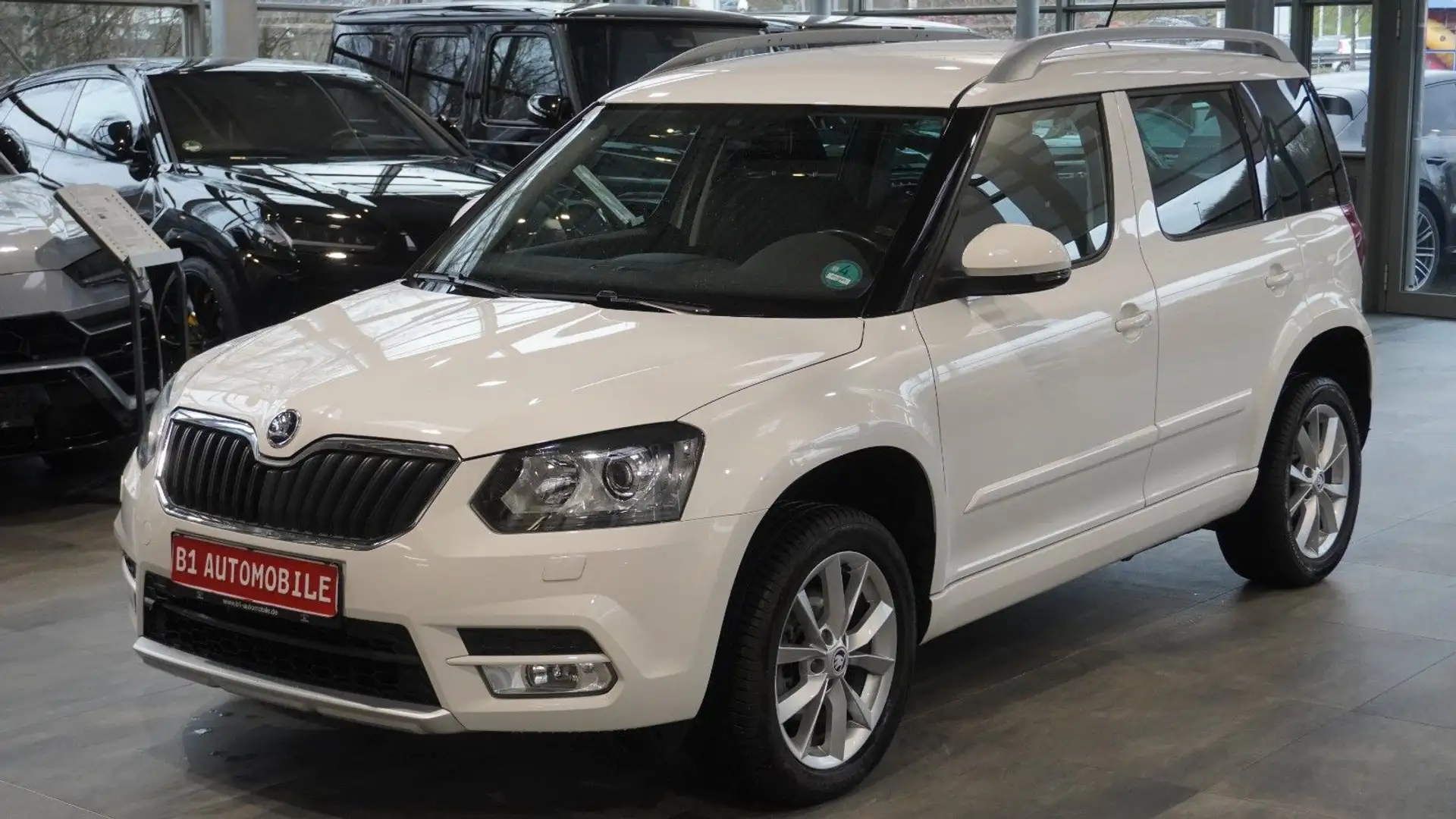 Skoda Yeti 2.0 TDI DSG 4x4*AHK*NAVI*BI XENON*SHZ*TOP* Blanc - 1