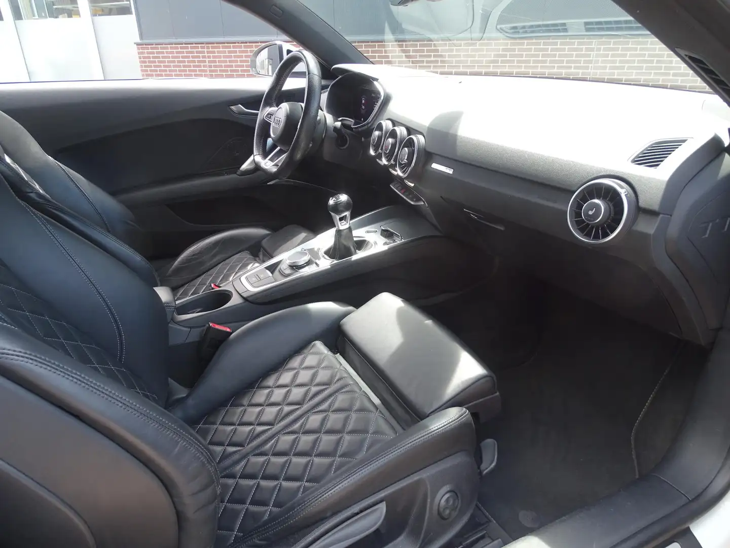 Audi TT 2.0 TFSI Pro Line + 3X S-Line| Schaalstoelen| Lede Wit - 2