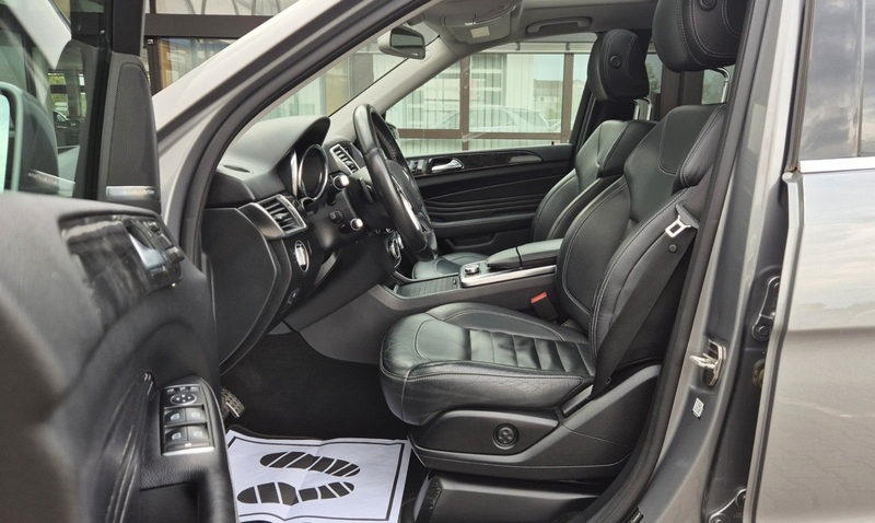 Mercedes-Benz ML 350 CDI MERCEDES BENZ SCHECKHEFTGEPFLEGT — photo 13