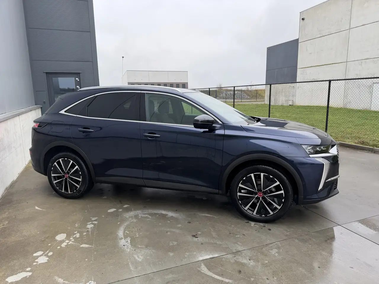 DS Automobiles DS 7 Crossback DS 7 CROSSBACK 1.5 BlueHDi Rivoli 10