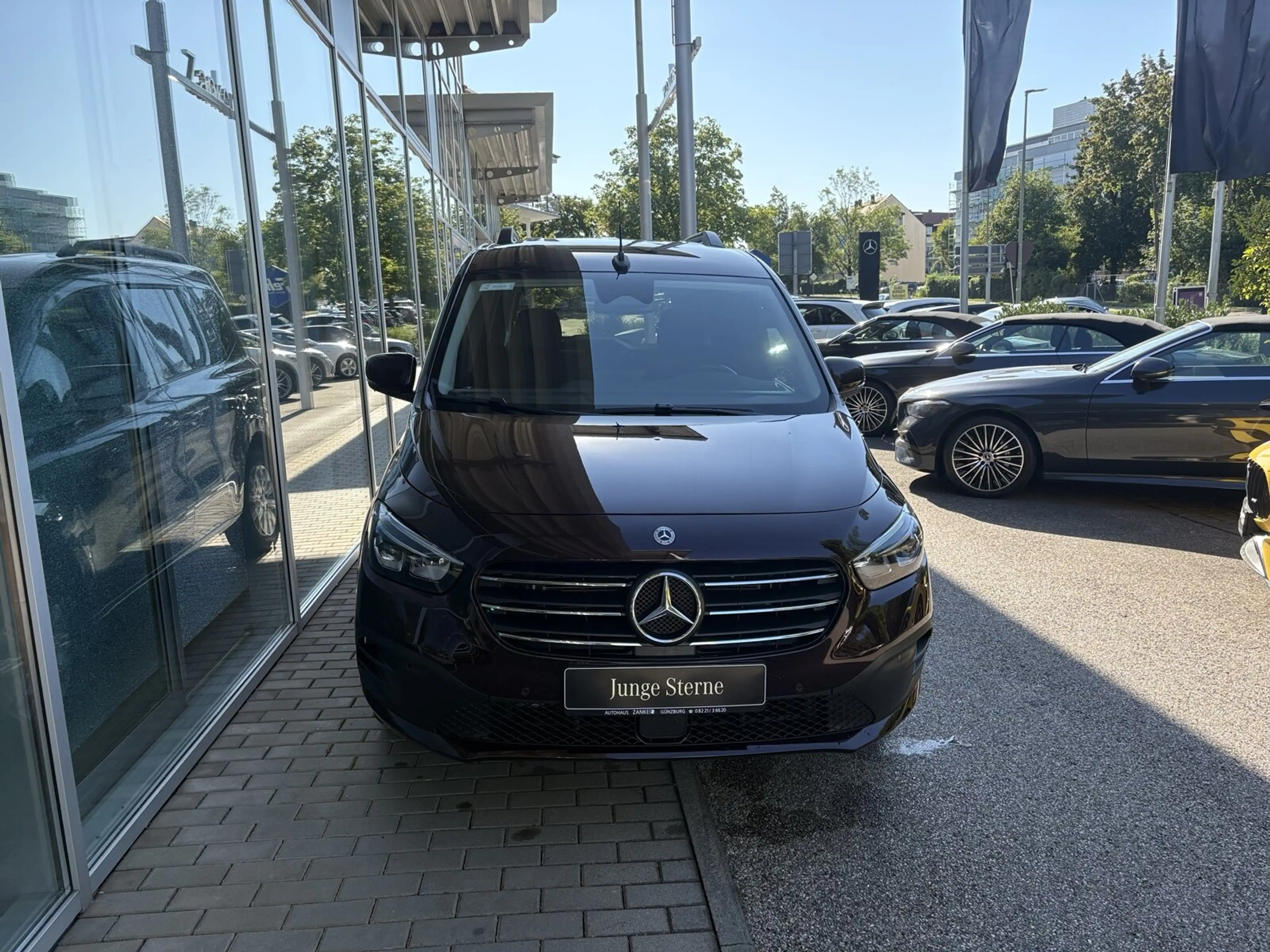 Mercedes-Benz T-Class T 180 d PROGRESSIVE Edition*AHK*LED*CAM*MBUX* Navi — photo 2