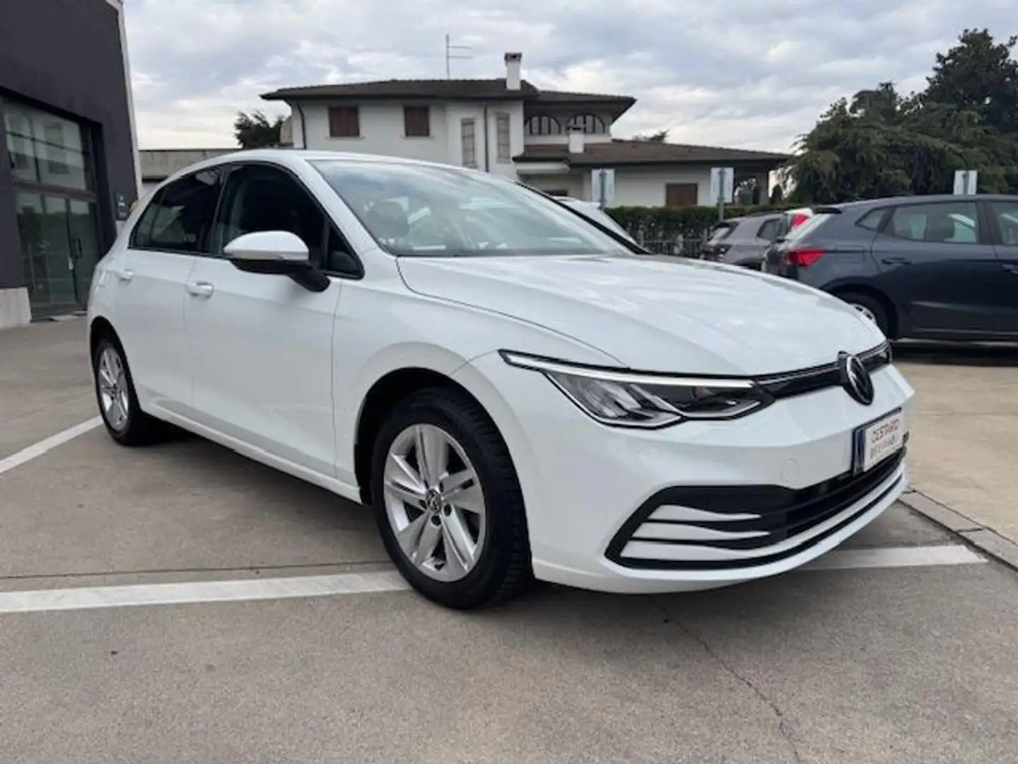 Volkswagen Golf 1.0 TSI EVO Life Bianco - 2