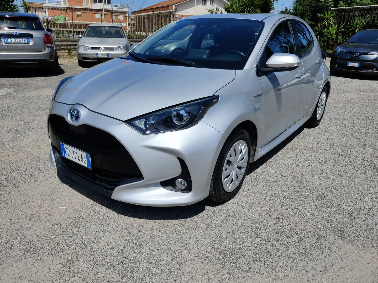 Toyota Yaris Yaris IV 2020 1.5h Business Grigio - 1