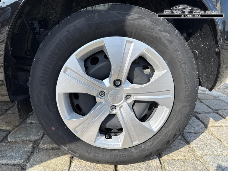 Dacia Sandero Essential TCe 90 PS Klima-DAB-LED-Tempomat-Limi... — photo 11