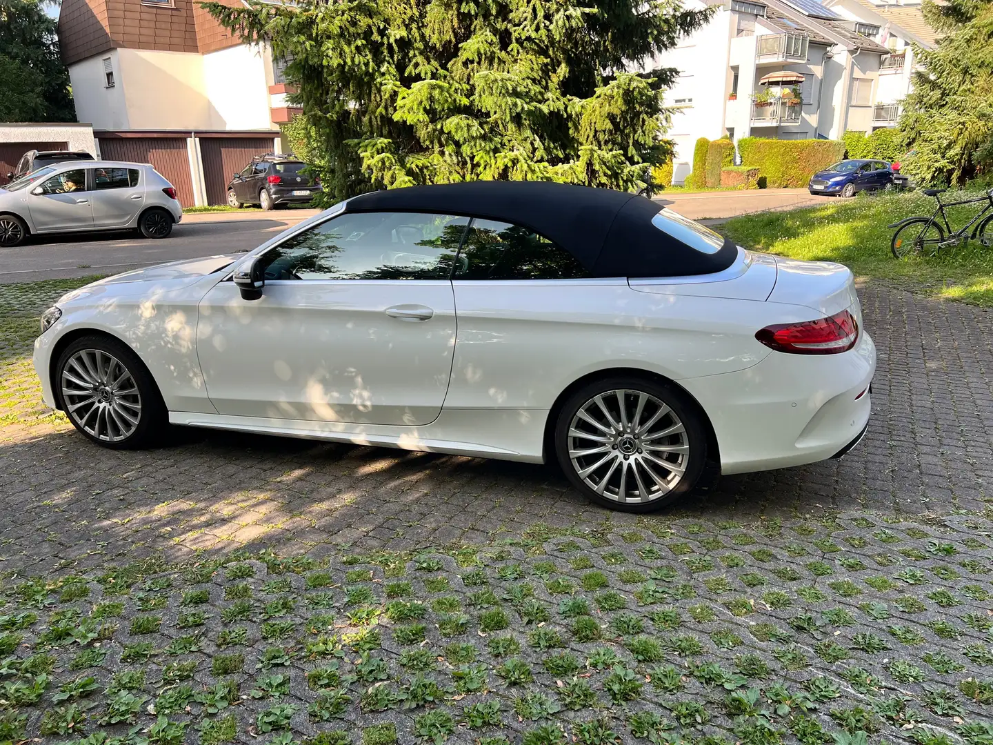 Mercedes-Benz C 200 C 200 Cabrio 9G-TRONIC AMG Line Cam/ AIRCAP Weiß - 1