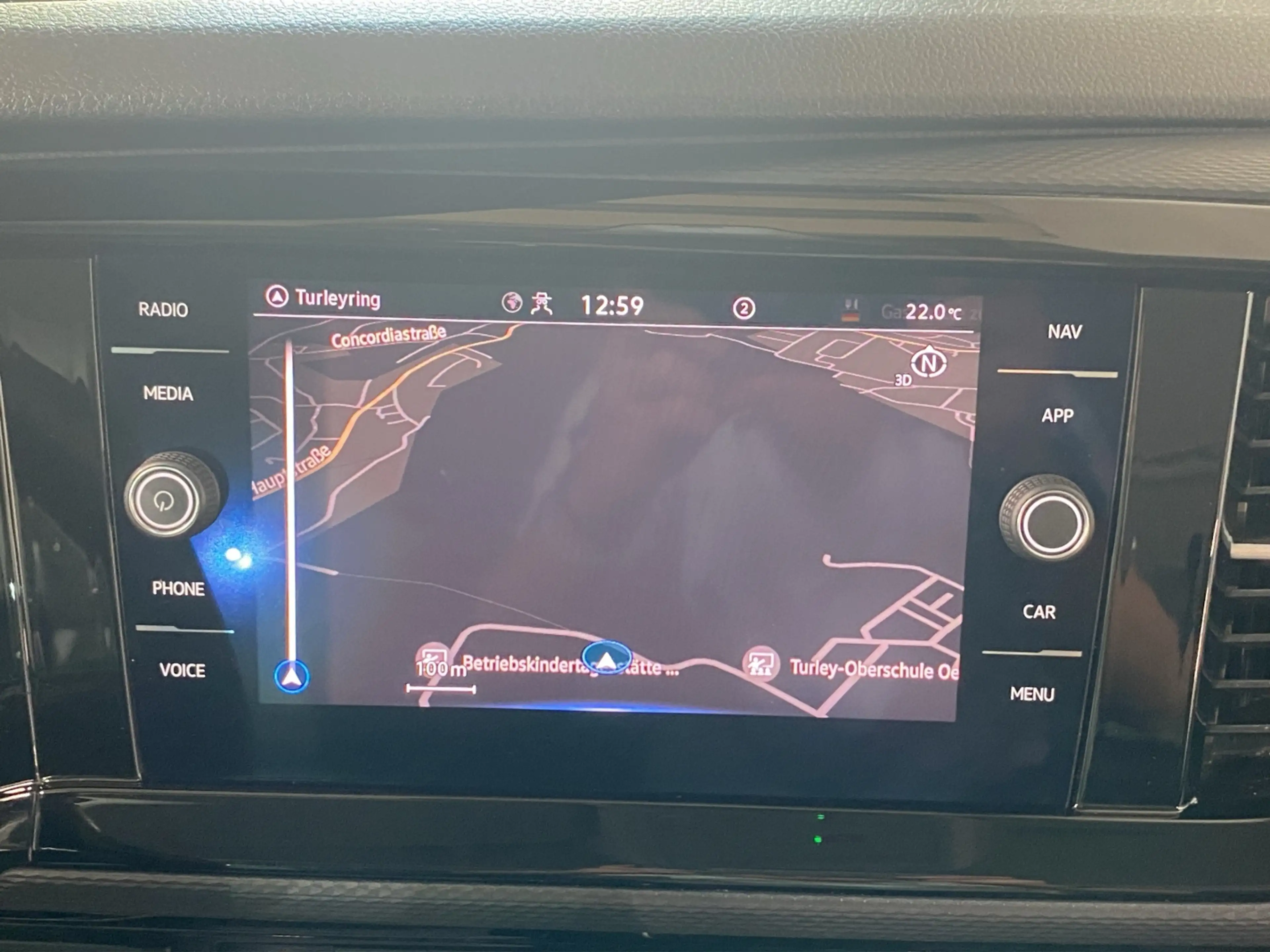 Volkswagen T6.1 Multivan 2.0 TDI DSG Comfortline KR — photo 7