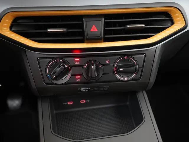 Seat Arona view 12