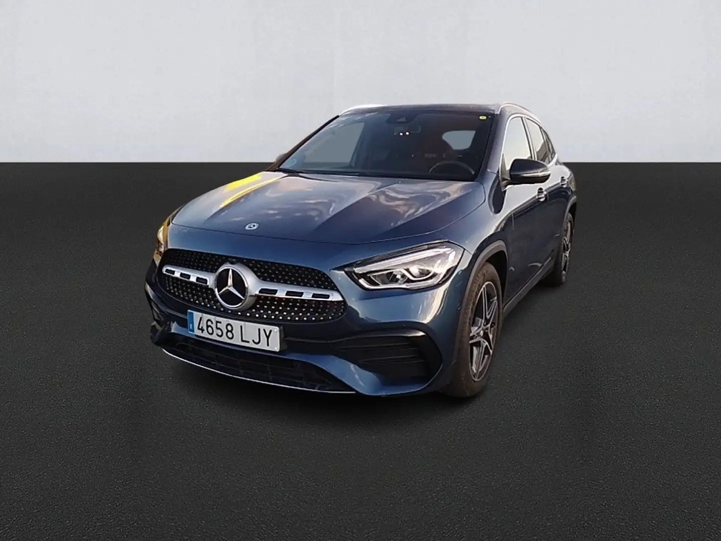 Mercedes-Benz GLA 200 200d 4Matic 8G-DCT - 1