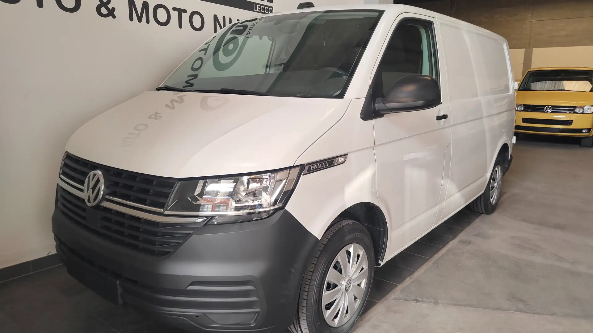 Volkswagen T6.1 Transporter 2.0tdi 110cv cambio manuale euro6 16900+IVA Wit - 2