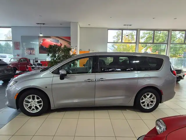 Chrysler Pacifica mit 7 Sitzplätzen+2 LPG-GAS Tank´s