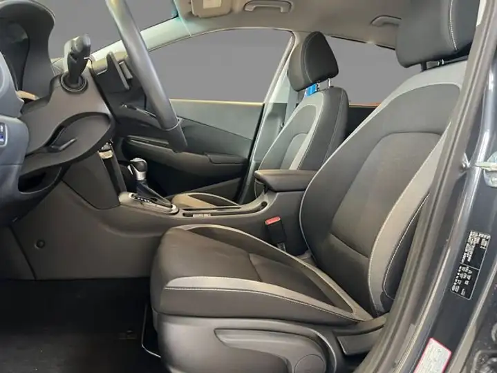 Hyundai Kona 2020, foto 4