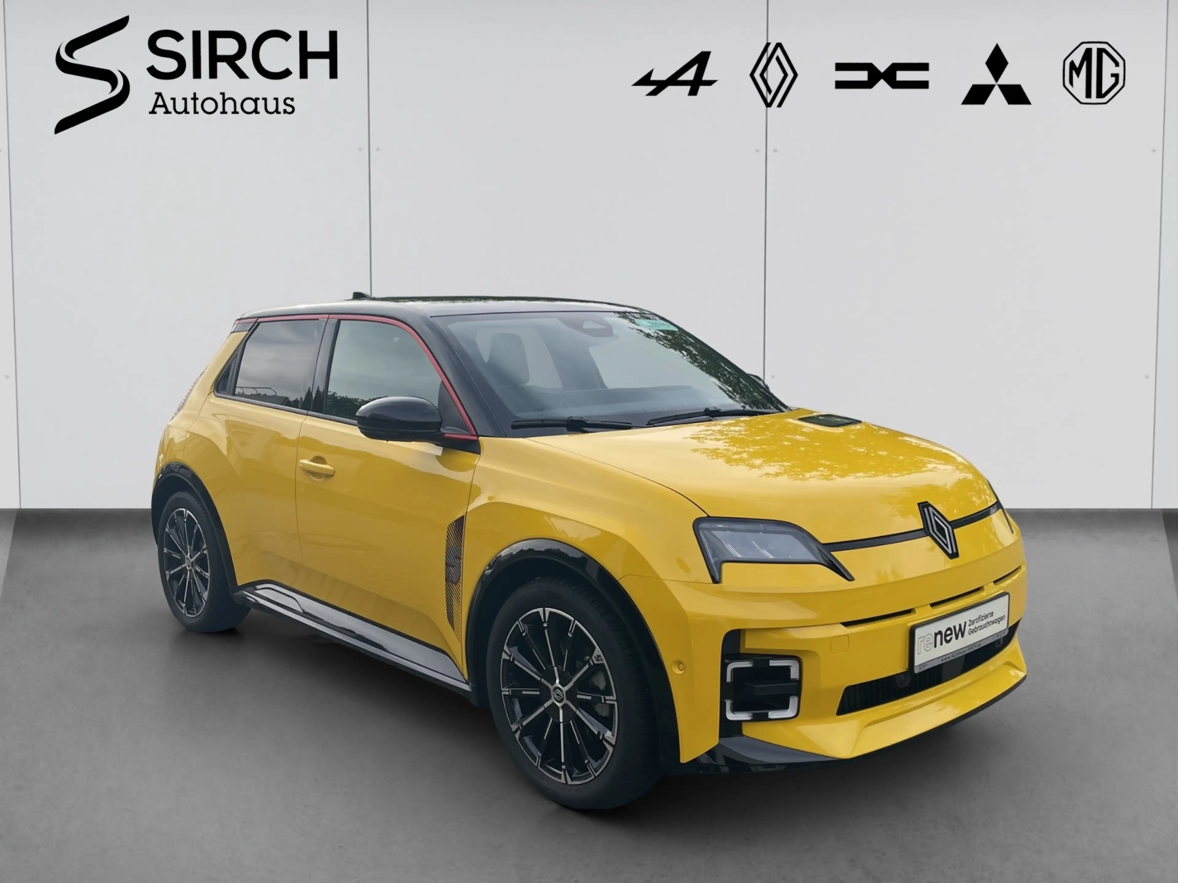 Renault R 5 E-Tech Iconic Five 150 Comfort Range — photo 6