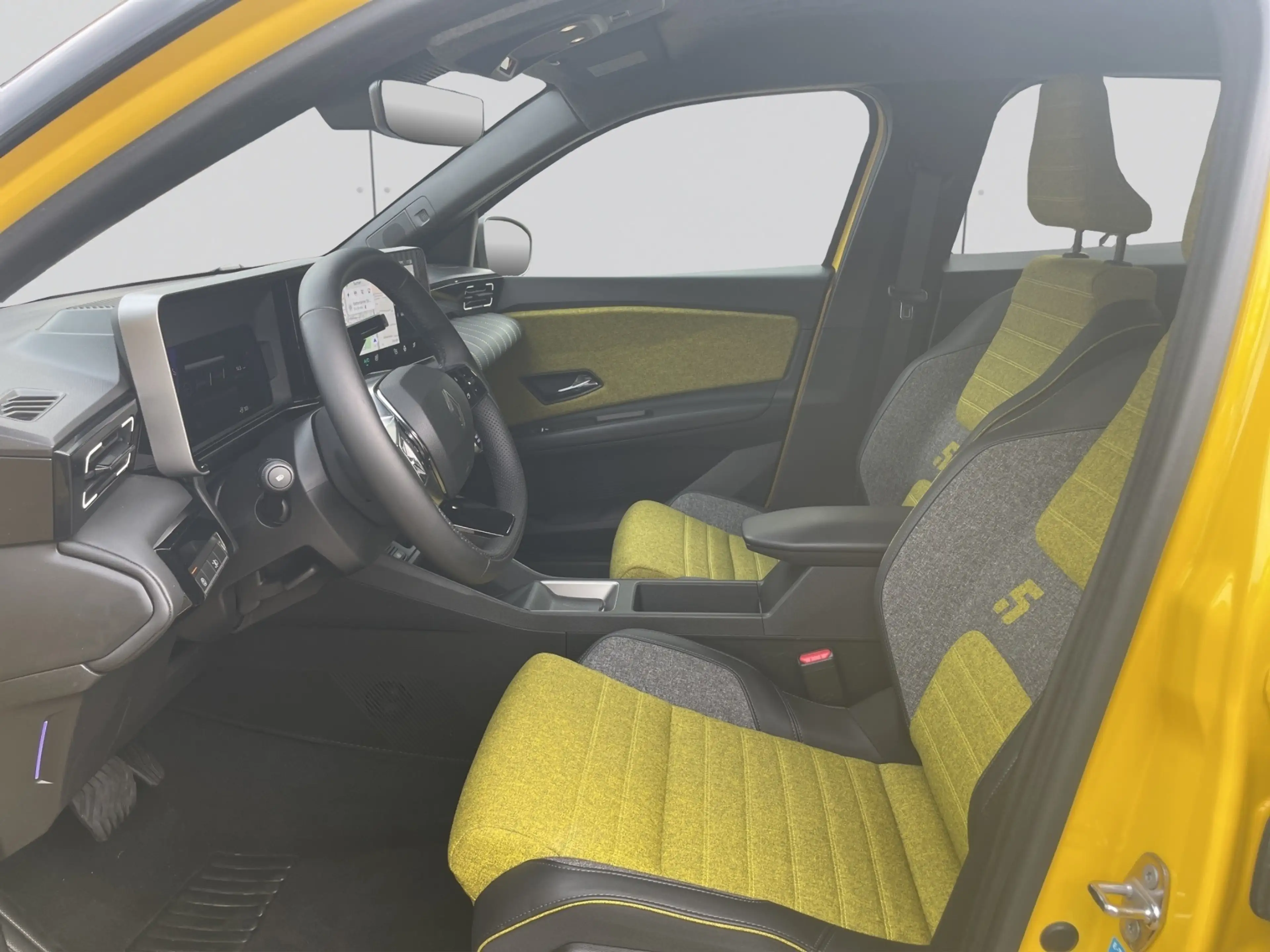 Renault R 5 E-Tech Iconic Five 150 Comfort Range — photo 11
