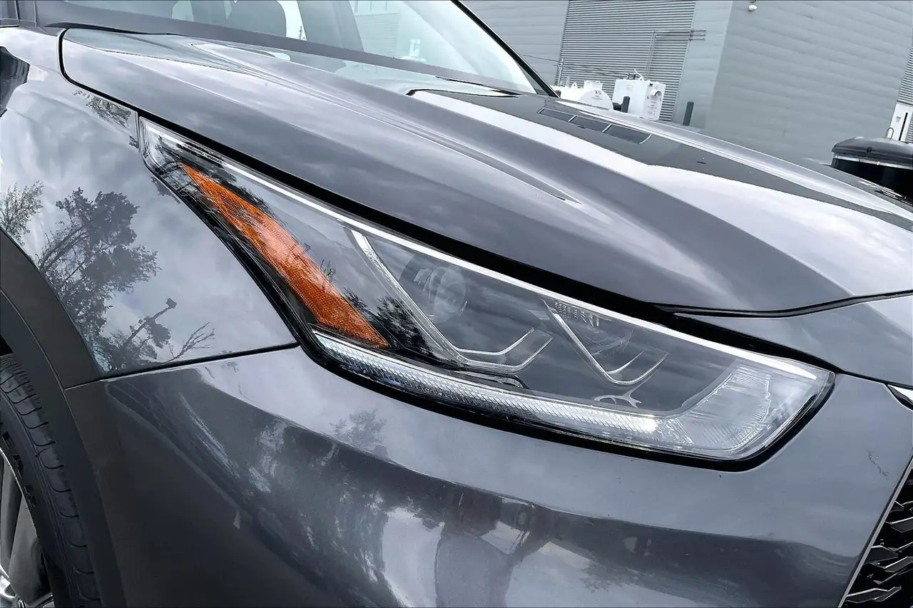 Toyota Highlander photo Toyota Highlander
