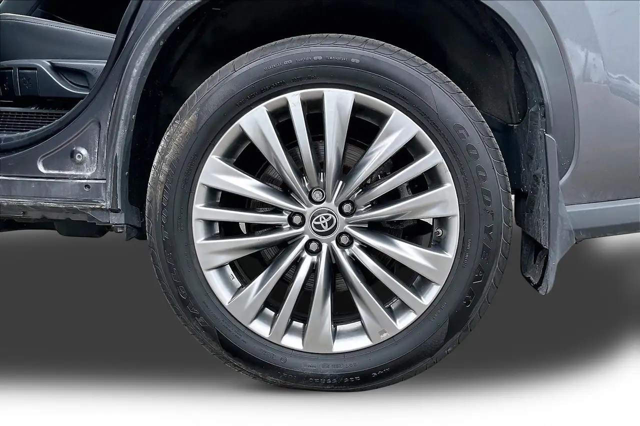 Toyota Highlander photo Toyota Highlander