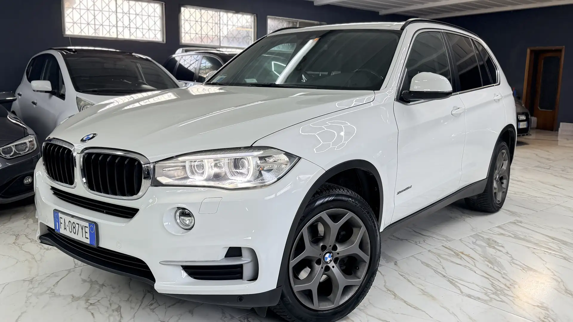 BMW X5 sdrive25d Experience 231cv auto - 2